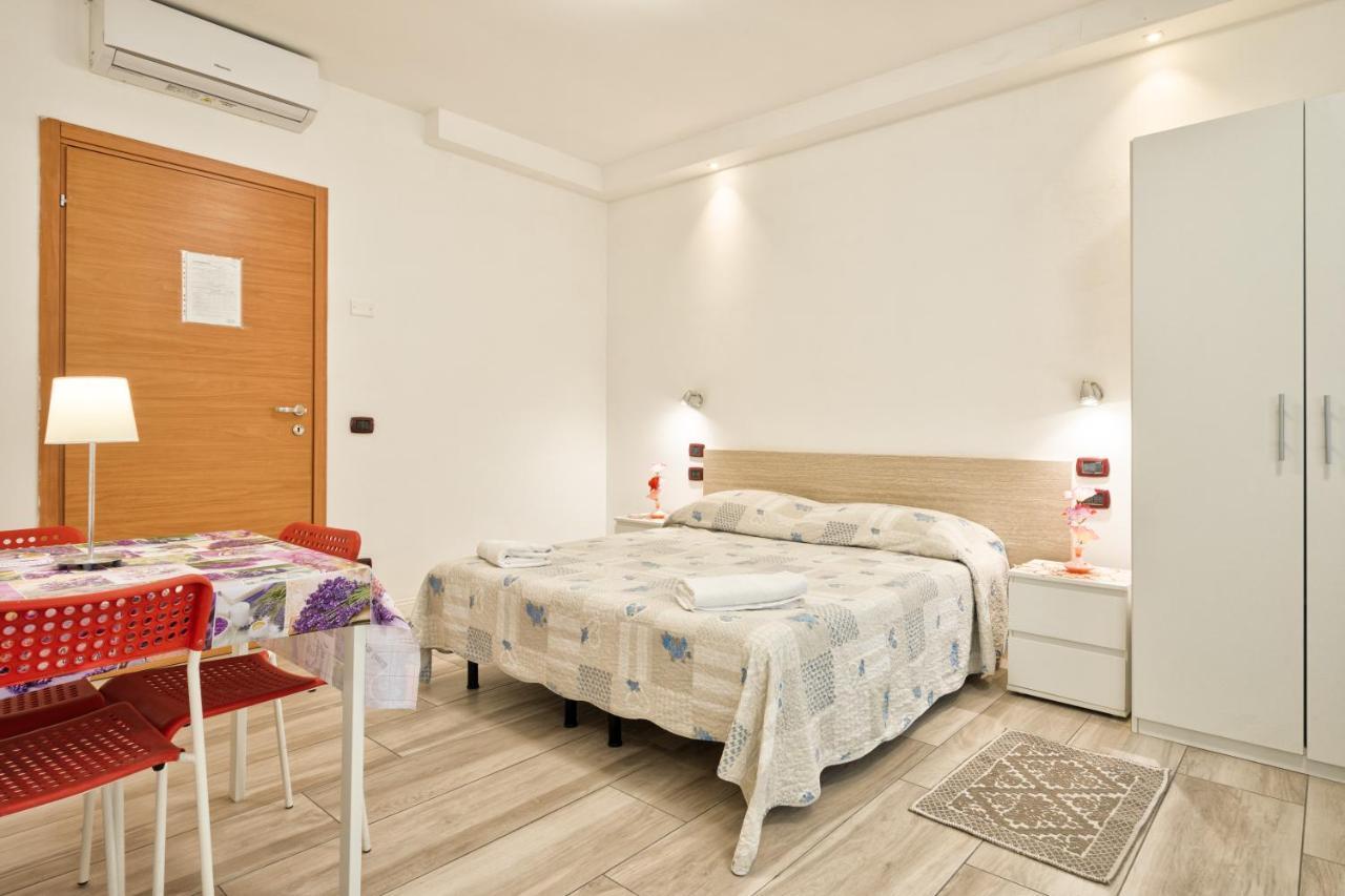Venice Pink House Hotel Marghera Bagian luar foto